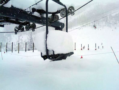 Steamboat chairlift under record snow